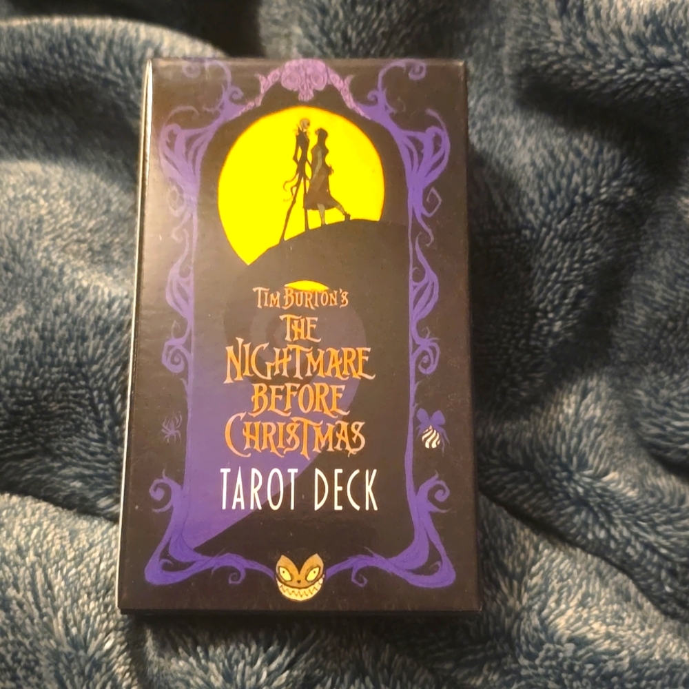 Nightmare Before Christmas Tarot cards deck!! 🖤🖤💚